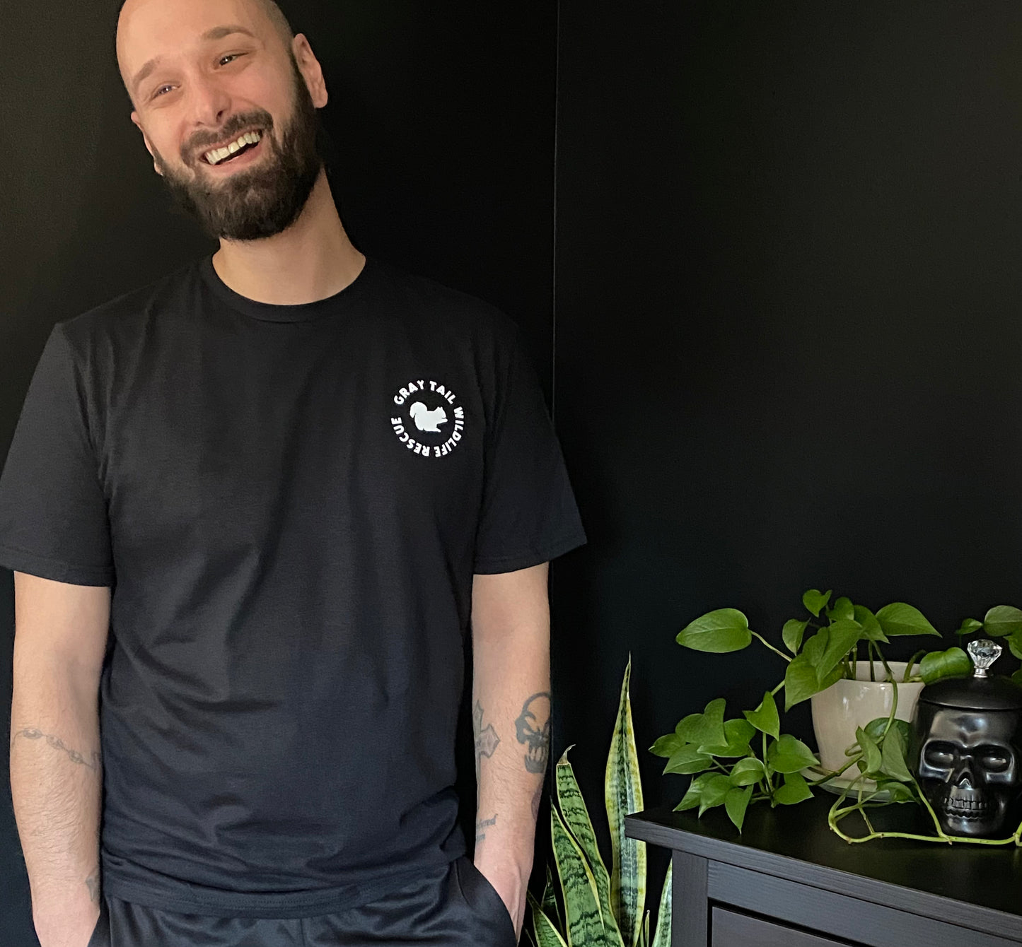 Gray Tail Wildlife Rescue - T-Shirt